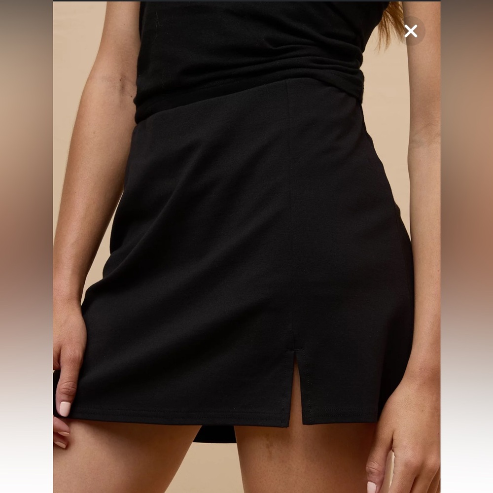 American Eagle Black Skort